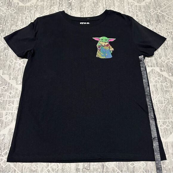 Star Wars Mandalorian Grogu Black Graphic Comic Official Tee Shirt Women Size L - Picture 2 of 5